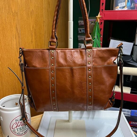 EUC Patricia Nash Carducci Pocket Tote
Heritage Tan Brown - Picture 12 of 12
